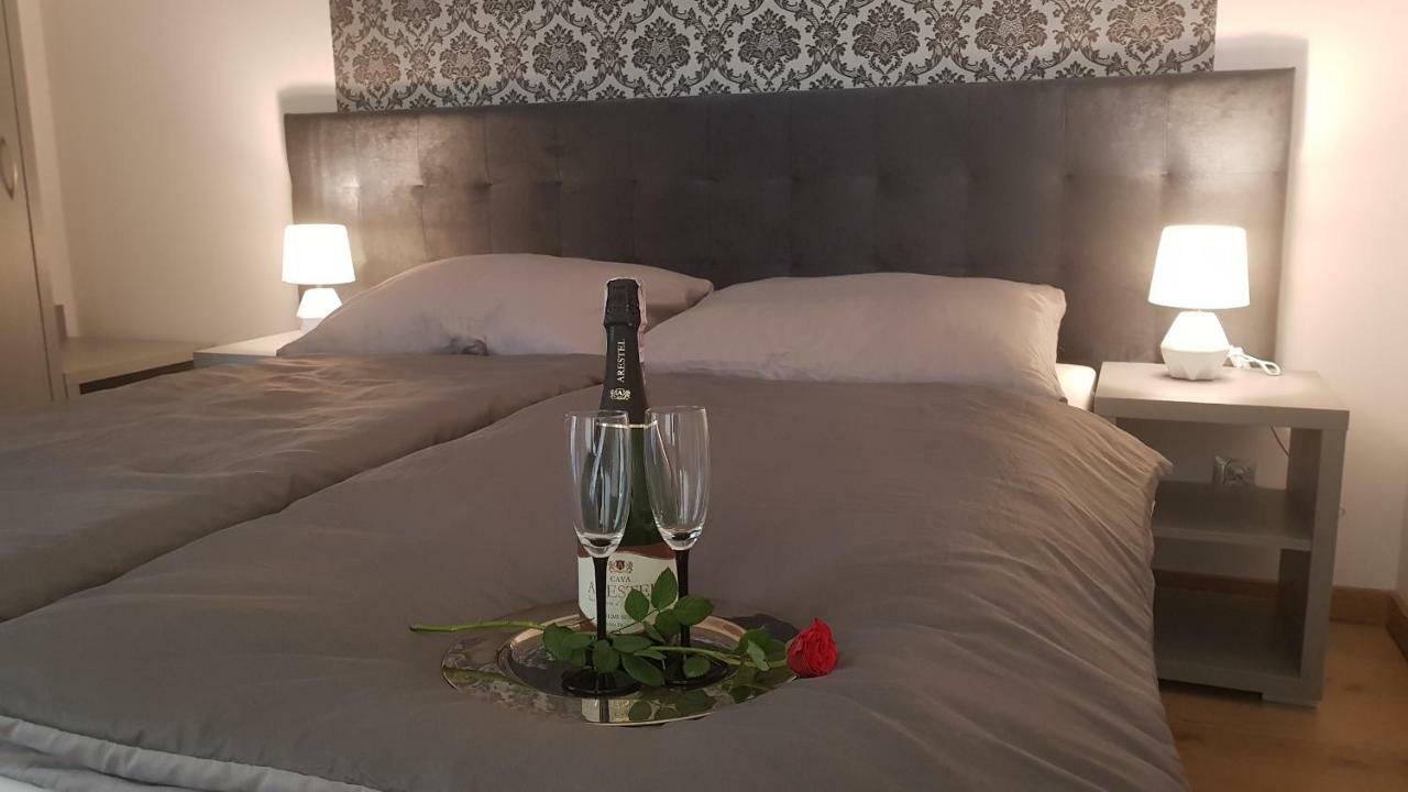 Park Apartments 미엥지즈드로예 외부 사진